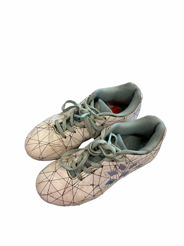 Used Soccer Cleats White Youth 13.0 11682-S000137260