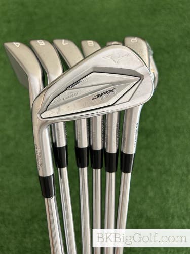 LH Mizuno JPX 923 Forged Iron Set 4-P / Dynamic Gold 105 Stiff