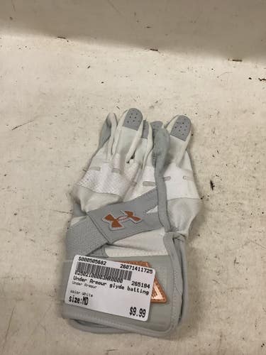 Used Under Armour BB/SB Batting Gloves White MD 11725-S000505682