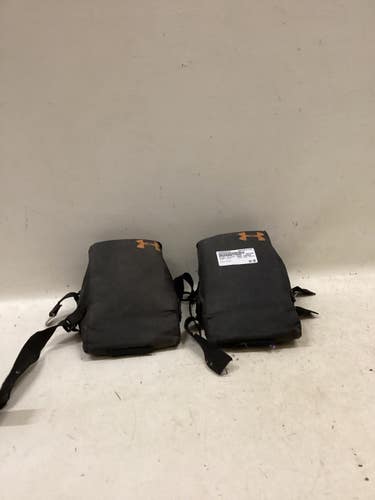 Used Under Armour KNEE SAVERS BB/SB Catchers Knee Savers Black 11725-S000506303