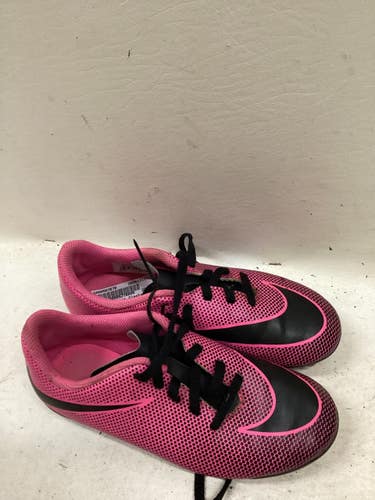 Used Adidas Soccer Cleats Black And Pink Youth 13.5 11725-S000503670