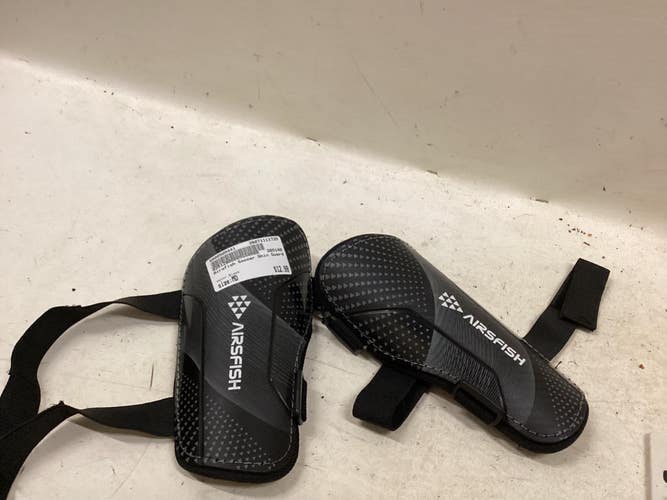Used Soccer Shin Guards Junior Black MD 11725-S000505441