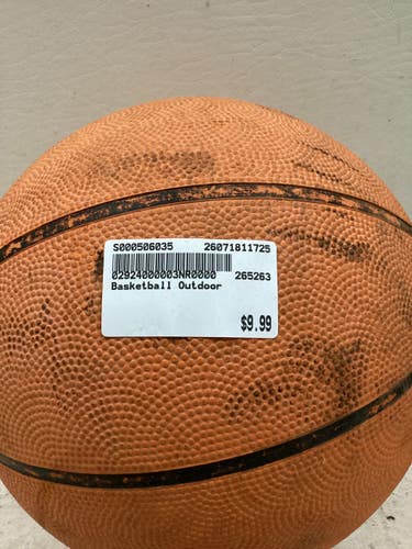 Used Basketball Adult Outdoor 11725-S000506035