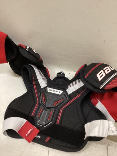 Used Bauer NSX Youth Shoulder Pads SM 11725-S000506573