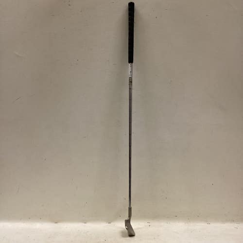 Used Cleveland CG 10 RH Golf Wedge Mens RH 54 Degree 11725-S000506847