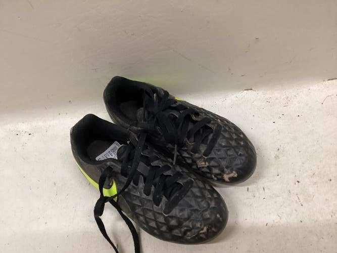 Used Nike Soccer Cleats Black Youth 10.0 11725-S000505755