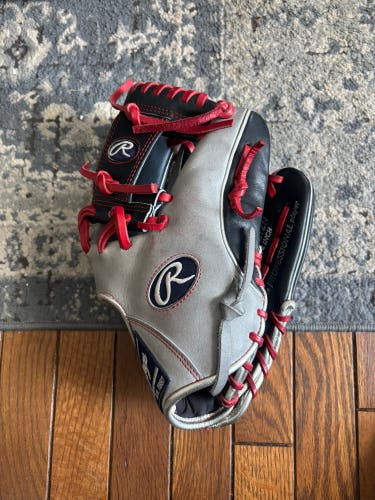 Rawlings Heart of the Hide RH Baseball Glove 11.75" (Used)