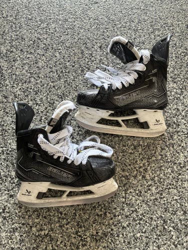 Black/Gray Bauer Supreme M50 Pro Hockey Skates Regular Width Size 3 (Used)
