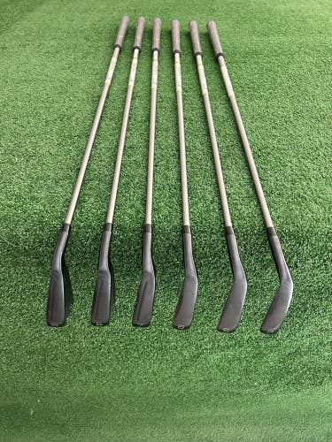 Taylormade P790 25 Shadowfall Black Forged Iron Set 5-P