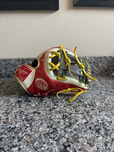 Kolten Wong Gameday 57 Heart of the Hide RH Glove 11.5"