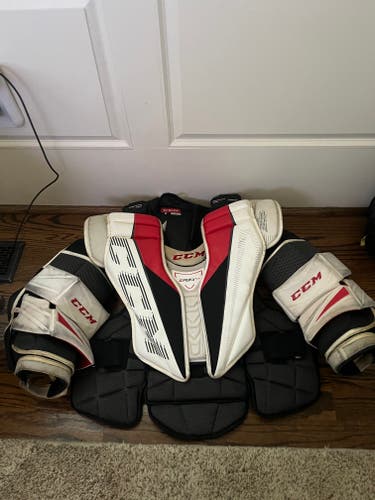 CCM Extreme Flex E5.9 Goalie Chest Protector (Used)