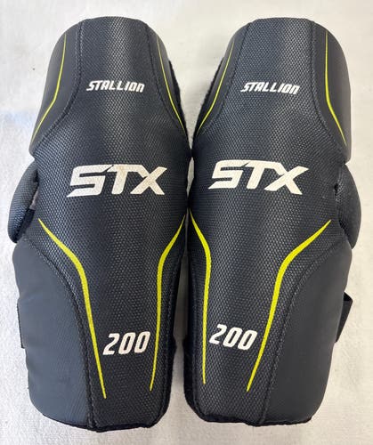 XS Youth STX Stallion 200 Arm Pads (Used)