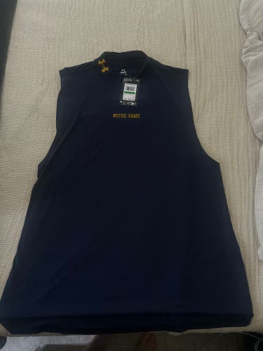 Notre Dame Blue Large Men's Under Armour Shirt (New)
