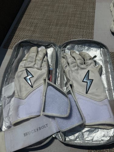 Medium Bader Batting Gloves (Used)