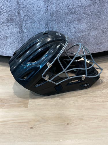 Used Senior Under Armour Victory Series Catcher's Mask | GREAT CONDITION