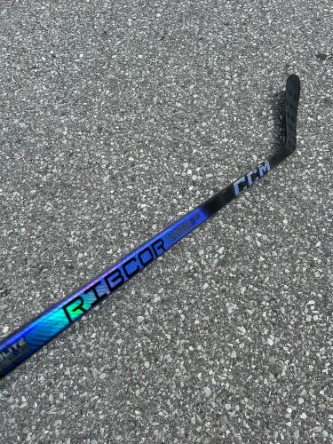 CCM Ribcor Trigger 8 Pro Hockey Stick | LH P29 Junior 30 Flex