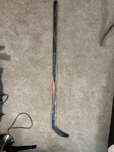 Senior Bauer Vapor Flylite Right Handed Hockey Stick P92 70 Flex Pro Stock (New)