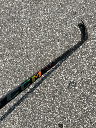 CCM XF Ghost Hockey Stick | RH P28+1/4 Senior 85 Flex