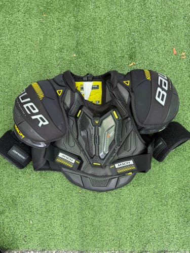 Bauer Supreme Mach Shoulder Pads | Intermediate Large