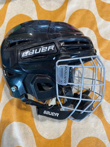 Black Youth Bauer Prodigy Helmet (Used)