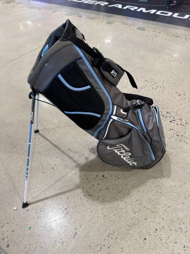 Gray Unisex Titleist Bag (Used)