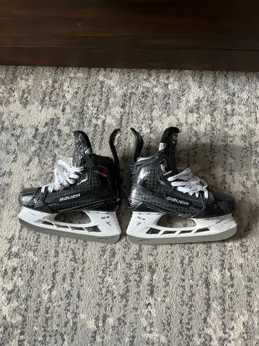 2024 Bauer Supreme Mach Hockey Skates Narrow Width Size 6.5 (Used)