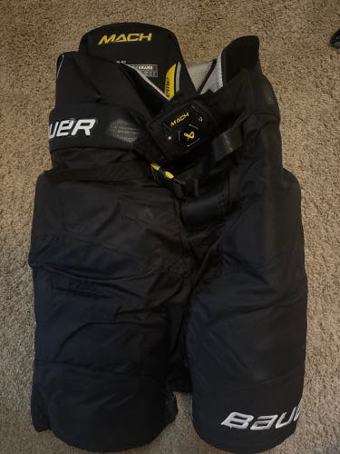 Intermediate Large Bauer Supreme Mach Hockey Pants (Used)