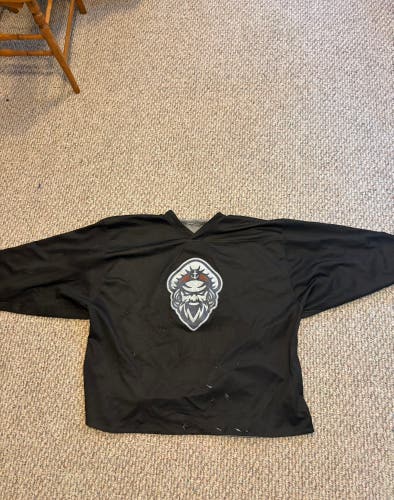 Used Goalie Cut Practice Jersey (Norwich Sea Captains NA3HL)
