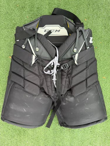 CCM Axis 1.9 Hockey Goalie Pants | Senior Small