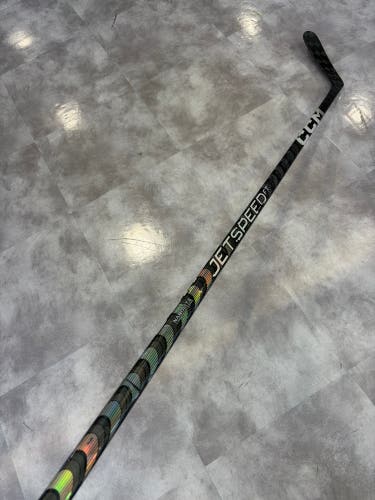 Senior CCM JetSpeed FT5 Pro Hockey Stick Left Hand P29 80 Flex (Used)