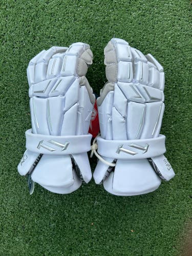 New True Zerolyte Lacrosse Gloves | 12"