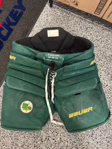 Senior Large Bauer Pro Hockey Goalie Pants (Used)