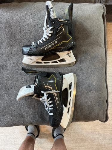 2024 Bauer Supreme M40 Hockey Skates 7.5 (Used)