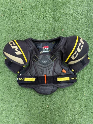 CCM Tacks AS-V Pro Shoulder Pads | Youth Large