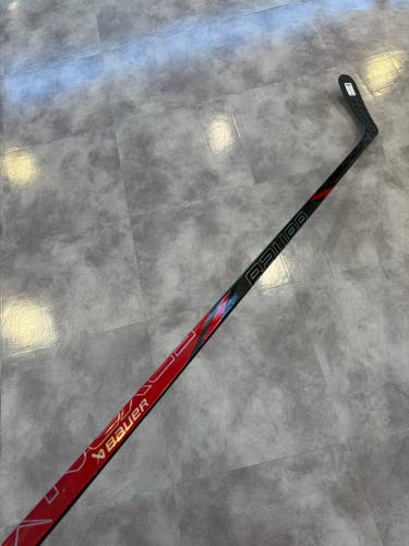 Senior Bauer Nexus Tracer Hockey Stick Left Hand P92 87 Flex (Used)