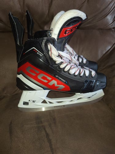 CCM JetSpeed FT670 Hockey Skates Regular Width 9.5