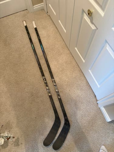 Senior CCM Ribcor Trigger 9 Pro Right Handed Hockey Stick P28 70 Flex (New)