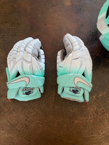 Sweetlax Nike Vapor Premier Lacrosse Gloves (Used)