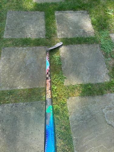 Senior Bauer Vapor Flylite Right Handed Hockey Stick P90TM 82 Flex Pro Stock (New)