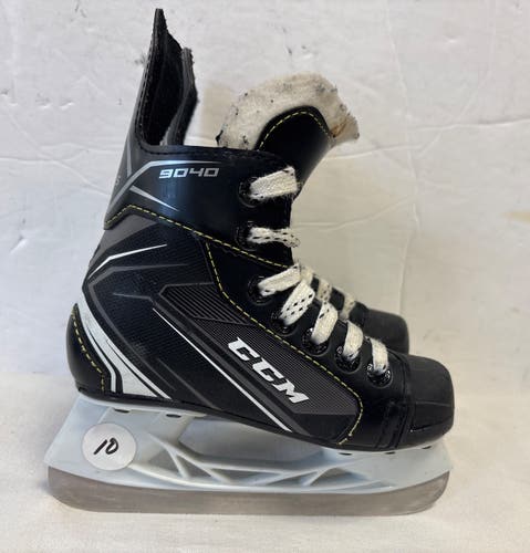 Black CCM Tacks 9040 Hockey Skates Regular Width 10 (Used)