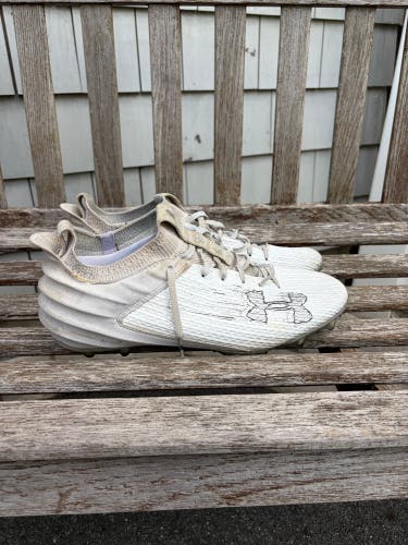 Men's Size M 11.0 (W 12.0) Under Armour Blur Smoke 2.0 Mid Top (Used)