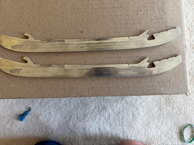 BladeTech Runners- 254 mm (Used)