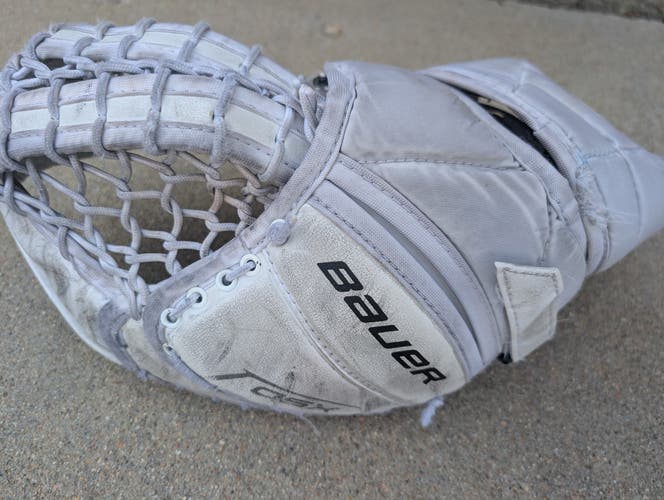 Bauer GSX Hockey Goalie Catch Glove