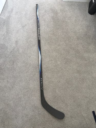 1 Senior Bauer Vapor Flylite Left Hand Hockey Stick P92 70 Flex 64’