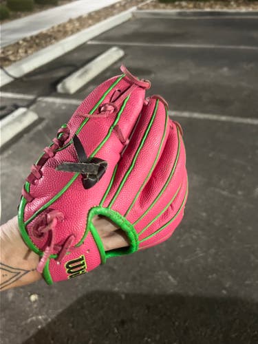 2025 Wilson LH Infield A2000 1786 Baseball Glove (Used)