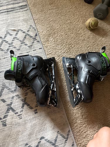 2022 Bauer Konekt Hockey Goalie Skates Regular Width 7 (Used)