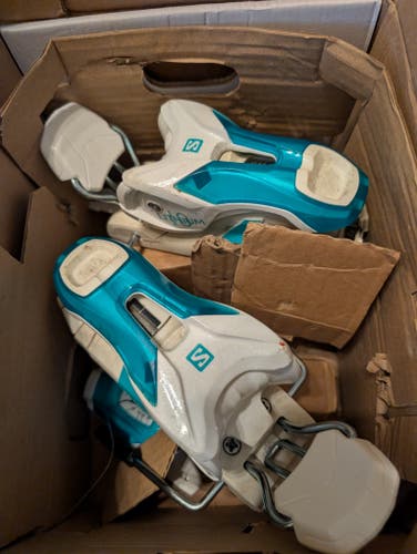 Salomon Lithium 10 Ski Bindings 90 mm Brake Width Max Din 10 (Used)