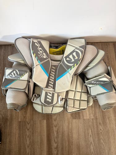 Medium Warrior Ritual G5 Goalie Chest Protector (Used)