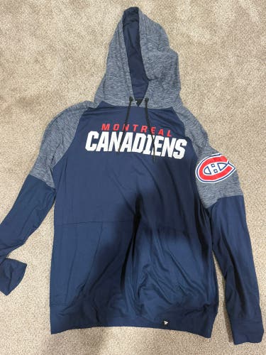 Montreal Canadiens Fanatics Blue Men's Large Sweatshirt (Used)