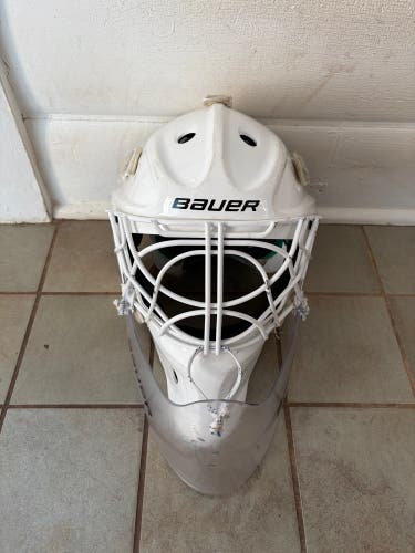 Senior Medium Bauer NME Goalie Mask (Used)